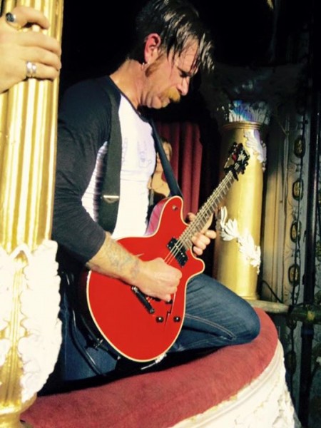 JESSE HUGHES EAGLES OF DEATH METAL