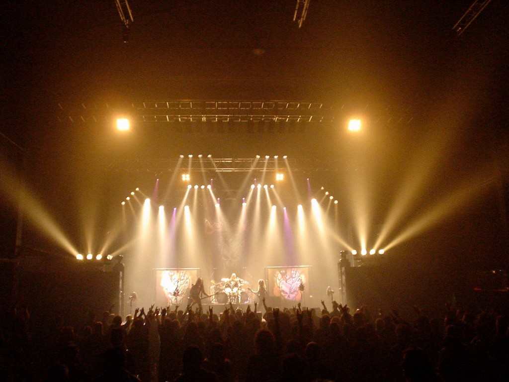 destruction live
