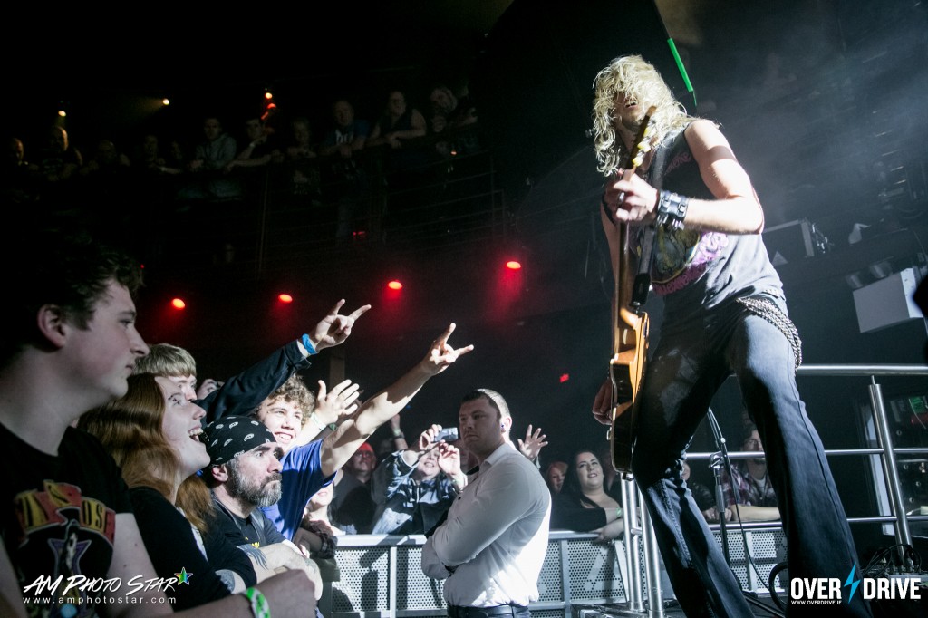 Black Stone Cherry-9