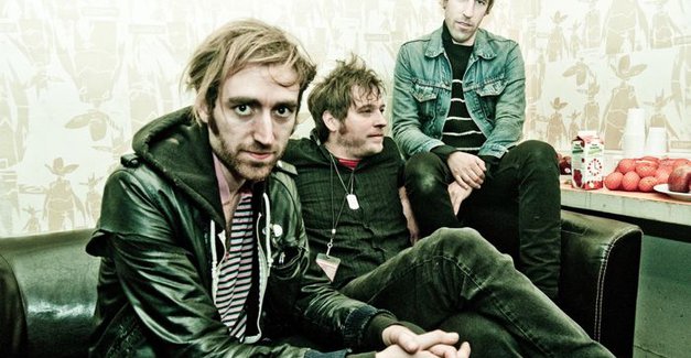 A place to bury strangers 1