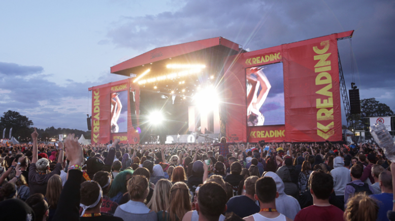 bring me the horizon 2015 reading