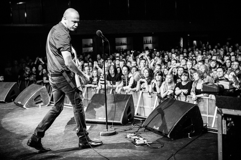 danko_jones_iii_by_henrikack-d5ixv8f