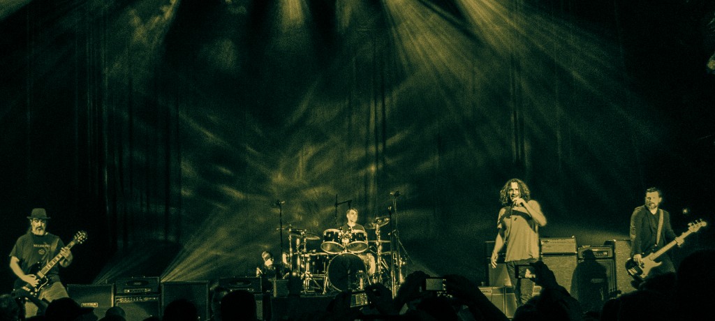 Soundgarden_at_Paramount_Theatre