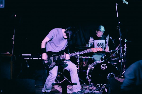 TWIN VILLIANS LIVE