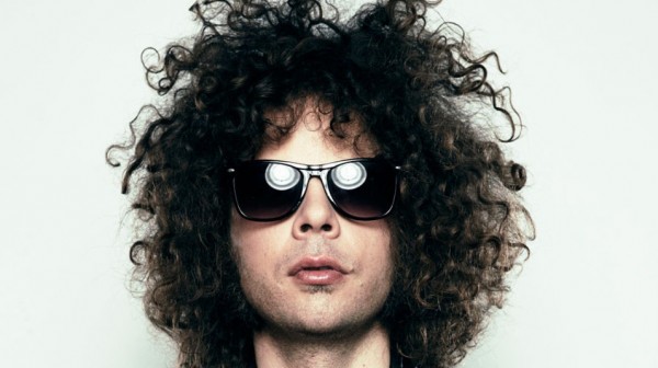 WOLFMOTHER ANDREW STOCKDAE PROMO SHOT