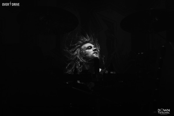 wSabaton240