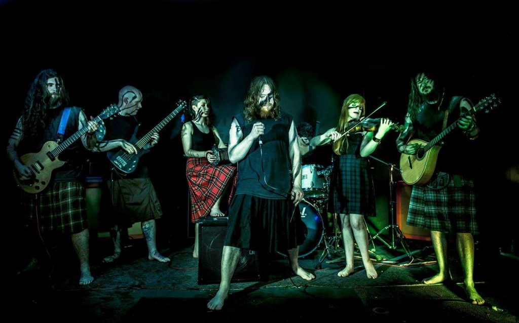 Na Cruithne album cover
