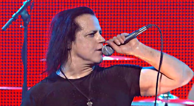 glenndanzigsolo2013live_638