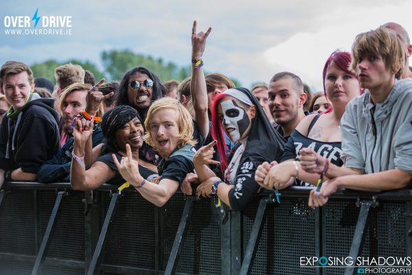crowd-3